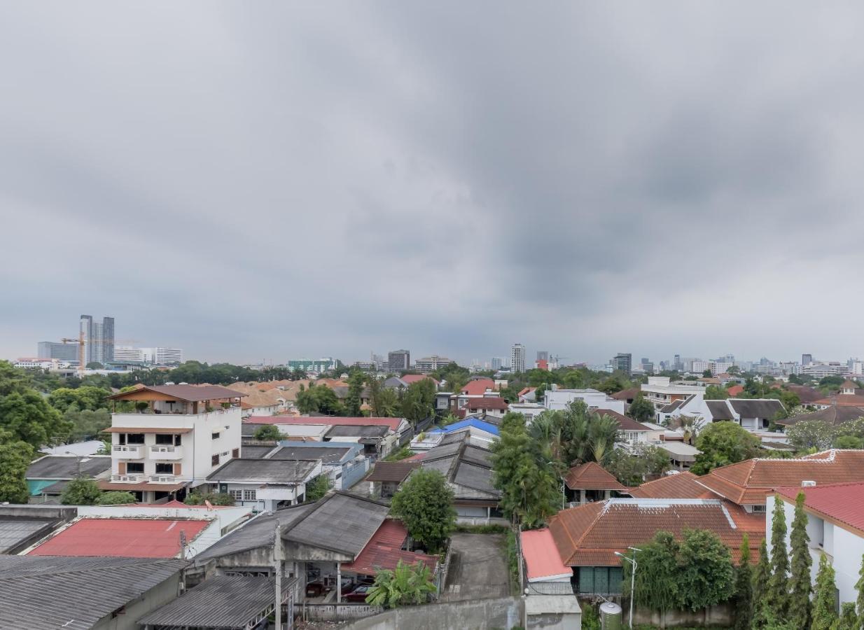 Rumluek Bangkok Buitenkant foto